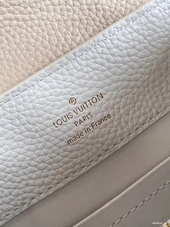 WIS LOUIS BB-27*18*9CM CAPUCINES VUITTON 0703